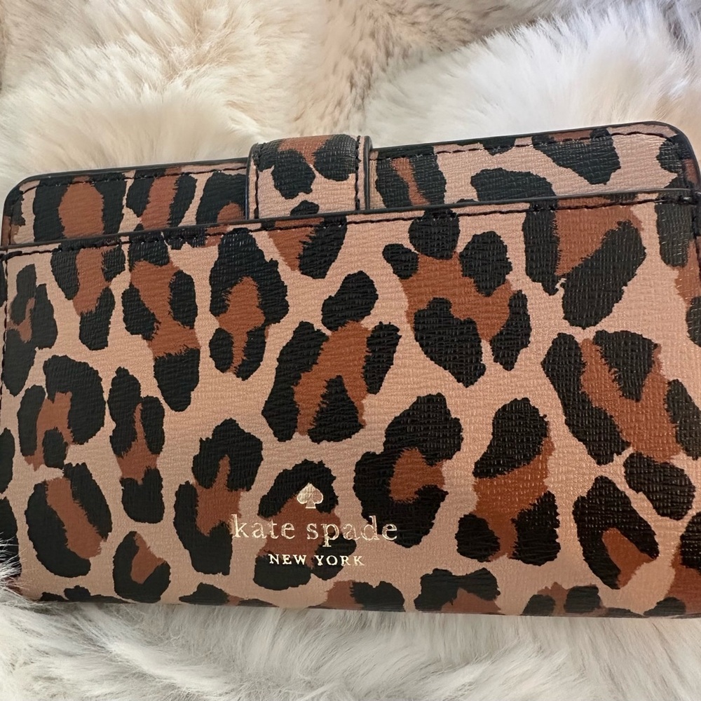 Kate Spade Phoebe Turnlock Medium Wallet KH815 200 in brown leopard - Picture 3 of 5